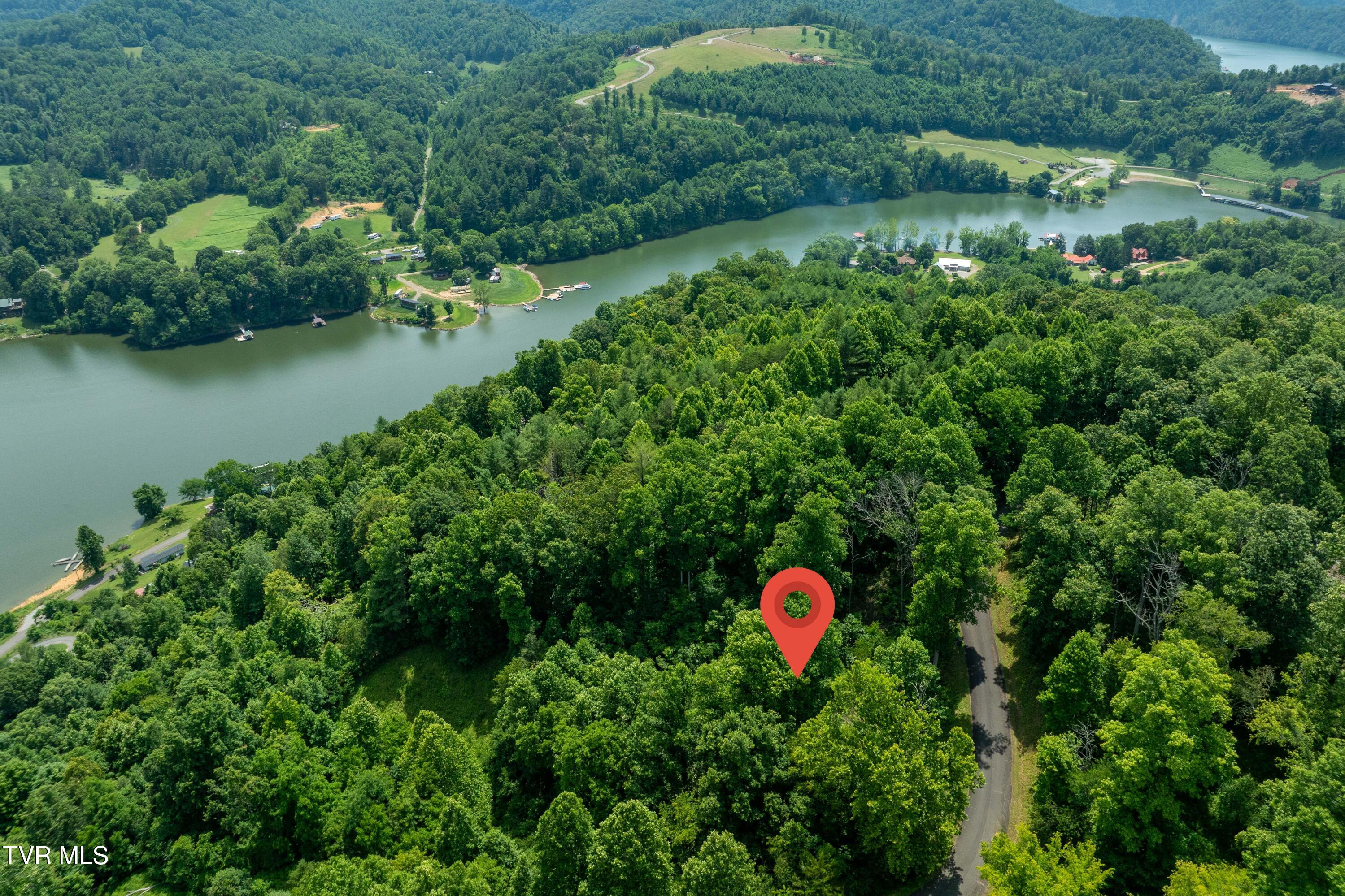 Lot 11 Lake Ridge Road, Unit 11 Butler, TN 37640 - Photo 9 of 19 Lot 11 (9 of 19)