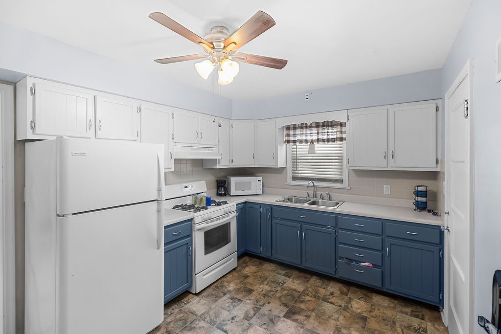 1034 North Oakland Avenue Decatur, IL 62522 - Photo 13 of 28