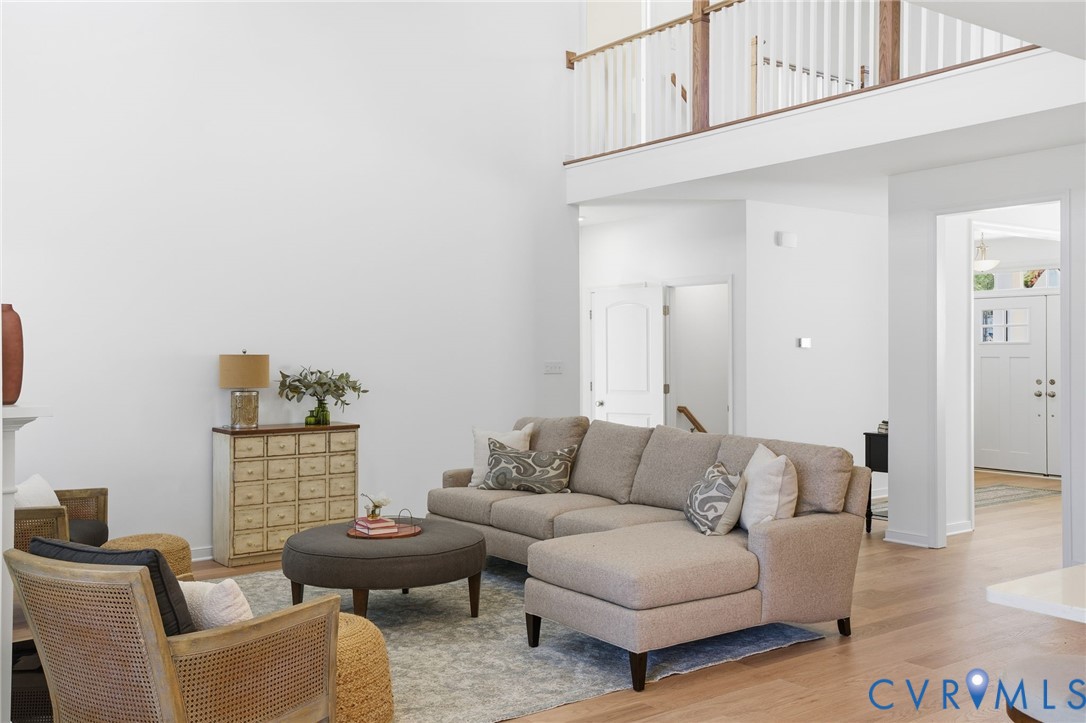 9991 Boschen Wds Place Chesterfield, VA 23832 - Photo 7 of 38 a living room with furniture