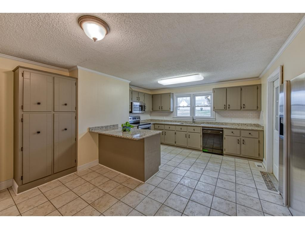 588 Dry Branch Road Bluff City, TN 37618 - Photo 16 of 25 Photo 16