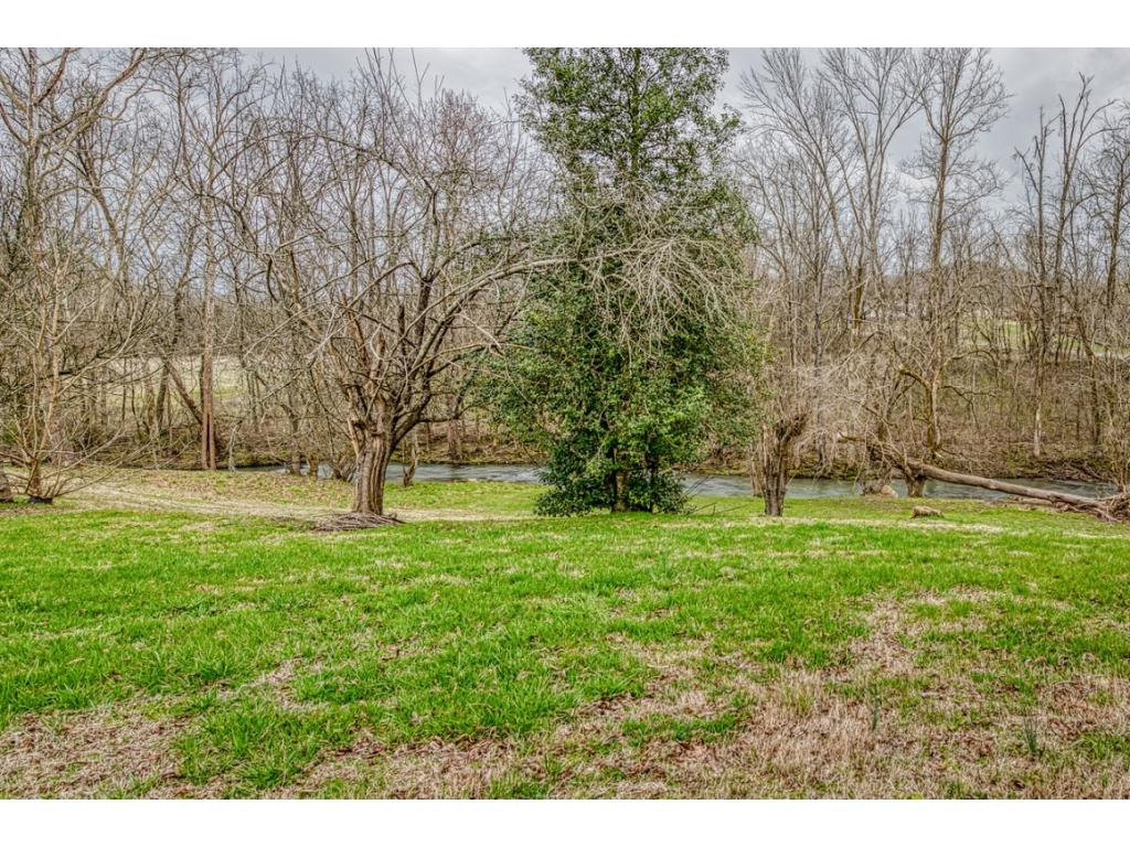 588 Dry Branch Road Bluff City, TN 37618 - Photo 5 of 25 Photo 5