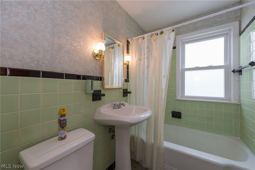 4125 Wyncote Road South Euclid, OH 44121 - Photo 15 of 35