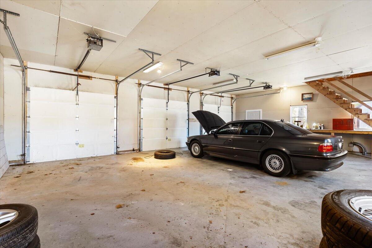 1094 County Road Cataumet, MA 02534 - Photo 37 of 42 a view of a car in garage