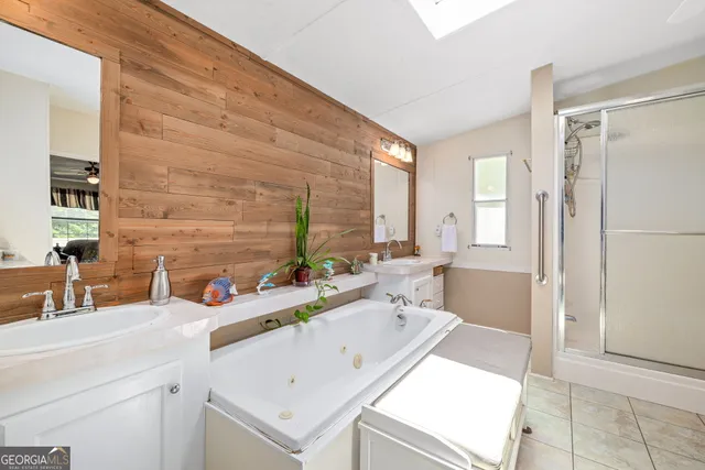 $394,900 | 177 East Silver Shoals Road, Toccoa, GA 30577