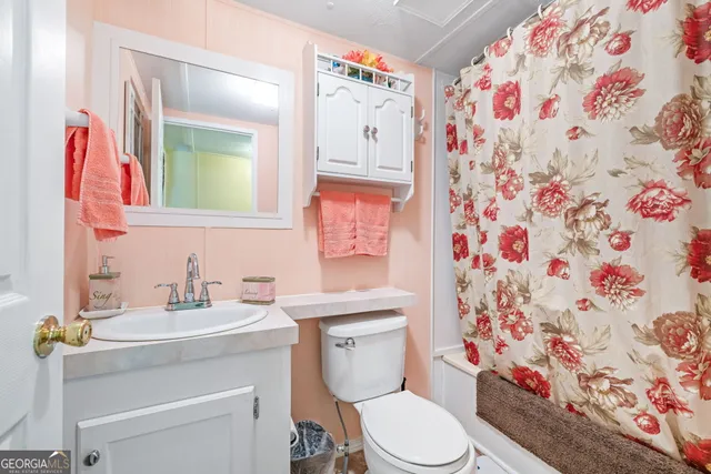 $394,900 | 177 East Silver Shoals Road, Toccoa, GA 30577