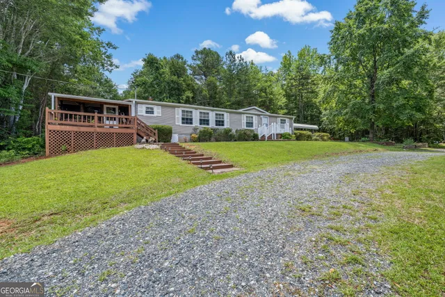 $394,900 | 177 East Silver Shoals Road, Toccoa, GA 30577