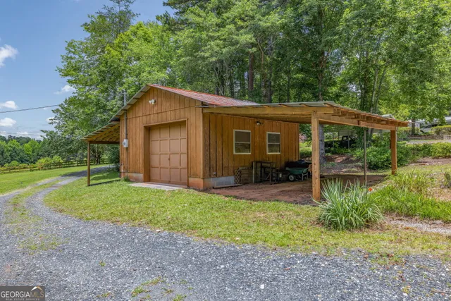 $394,900 | 177 East Silver Shoals Road, Toccoa, GA 30577