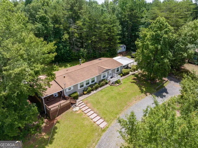 $394,900 | 177 East Silver Shoals Road, Toccoa, GA 30577
