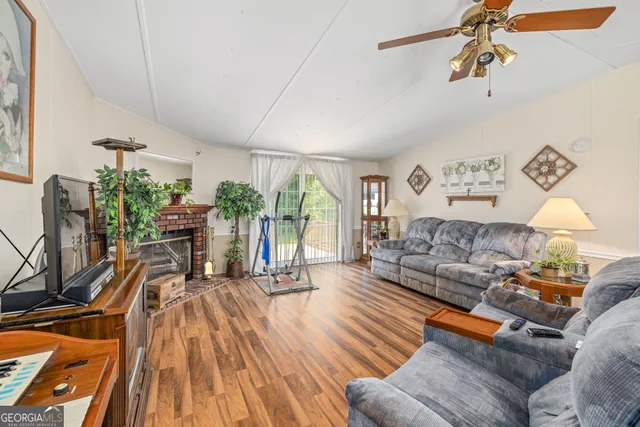 $394,900 | 177 East Silver Shoals Road, Toccoa, GA 30577