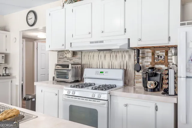 $394,900 | 177 East Silver Shoals Road, Toccoa, GA 30577