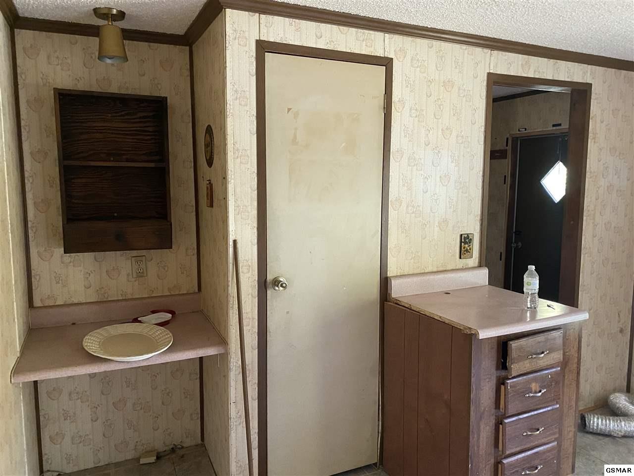 909 Stinnett Ridge Road Cosby, TN 37722 - Photo 28 of 35