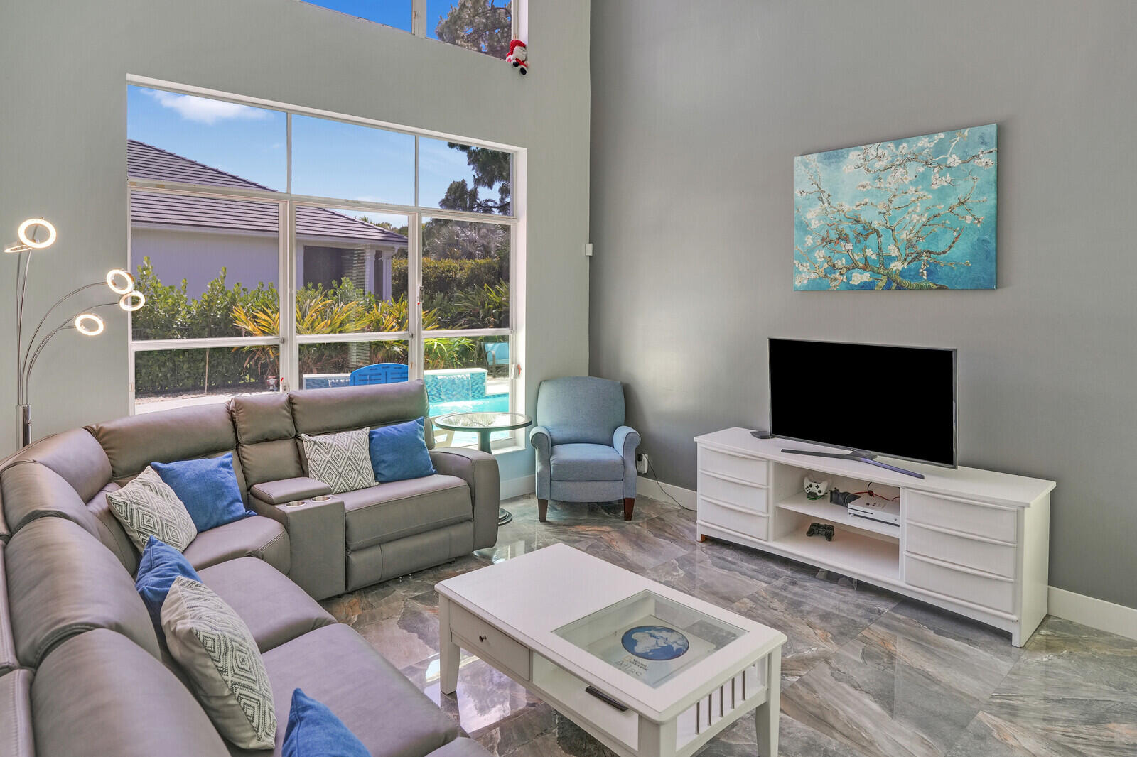 403 Mangrove Point Jupiter, FL 33458 - Photo 5 of 51 living room