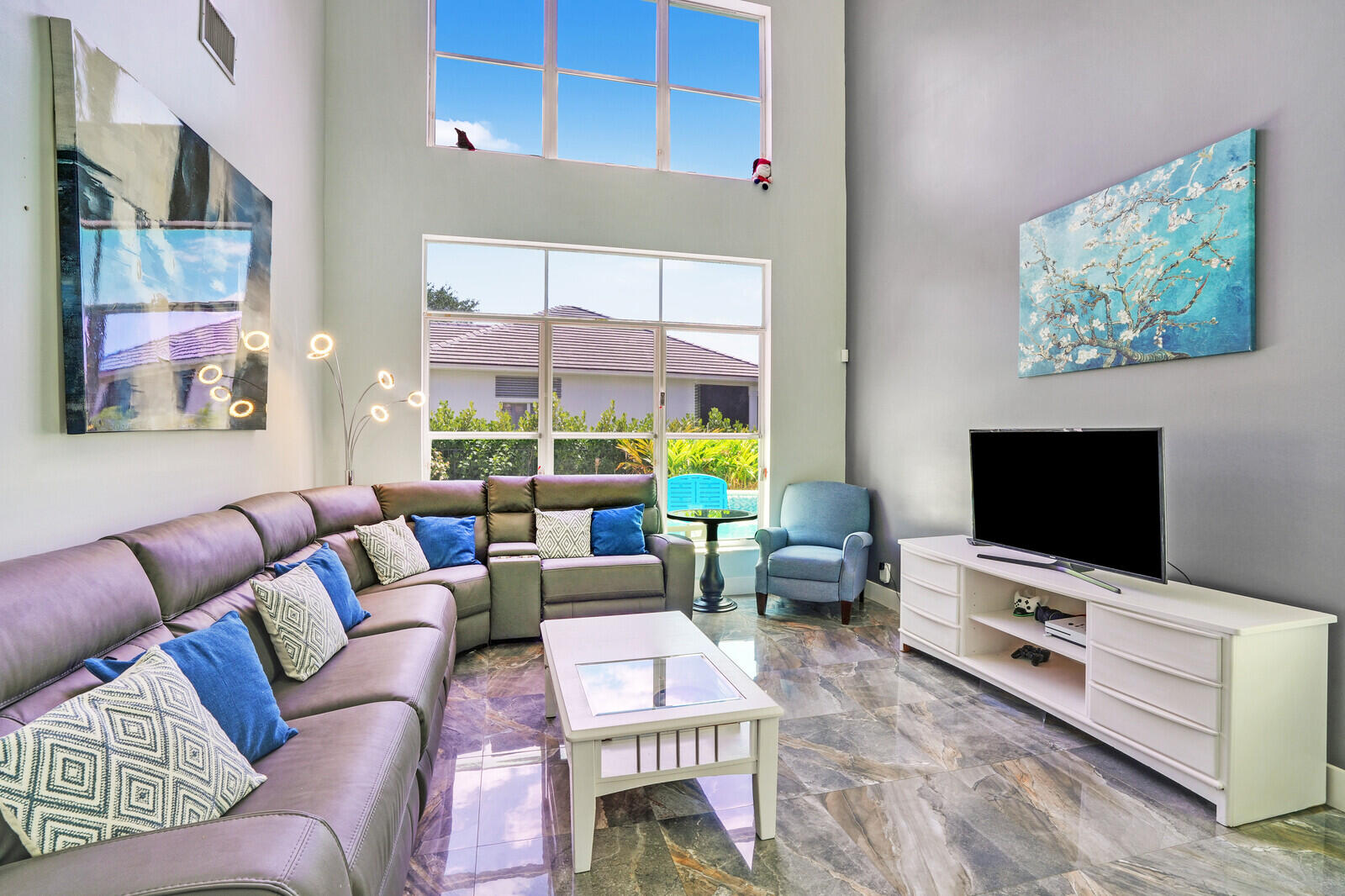 403 Mangrove Point Jupiter, FL 33458 - Photo 8 of 51 living room