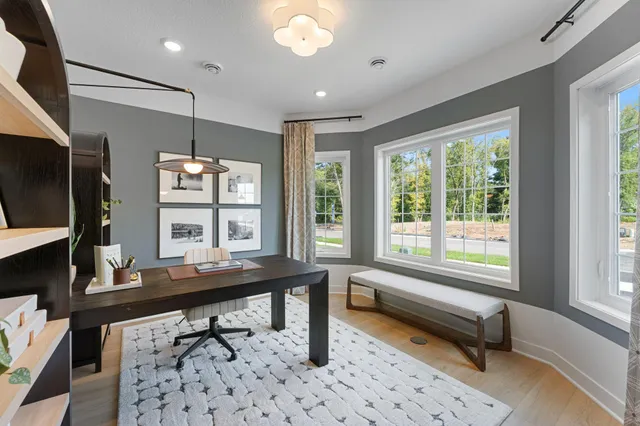 $520,000 | 405 James Parkway, Cottage Grove, MN 55016