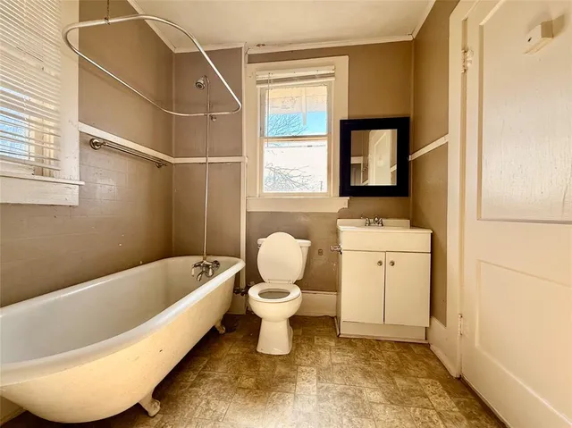 $800 | 3100 Avenue G, Unit 200, Fort Worth, TX 76105