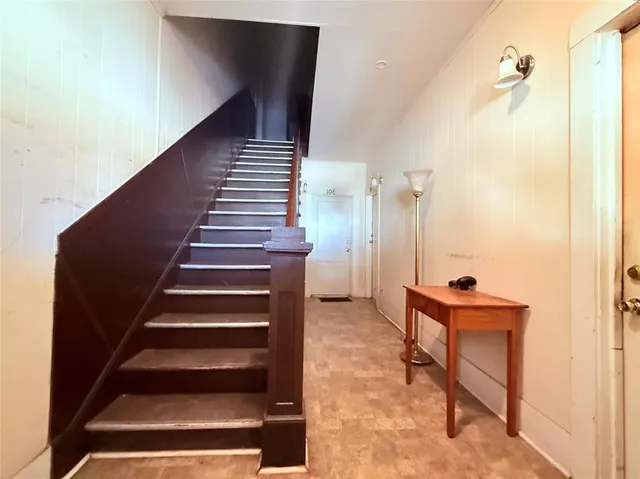 $800 | 3100 Avenue G, Unit 200, Fort Worth, TX 76105