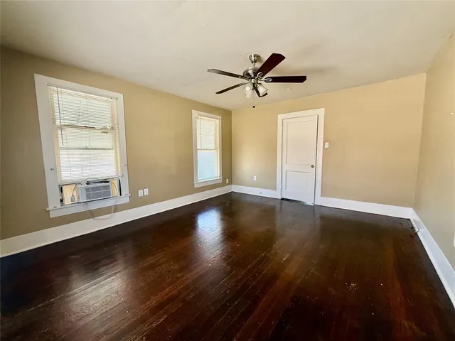 $800 | 3100 Avenue G, Unit 200, Fort Worth, TX 76105