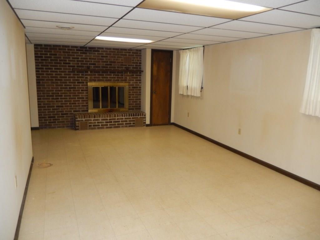 376 Glendale Road Beaver Falls, PA 15010 - Photo 13 of 21 Gallery Image 13