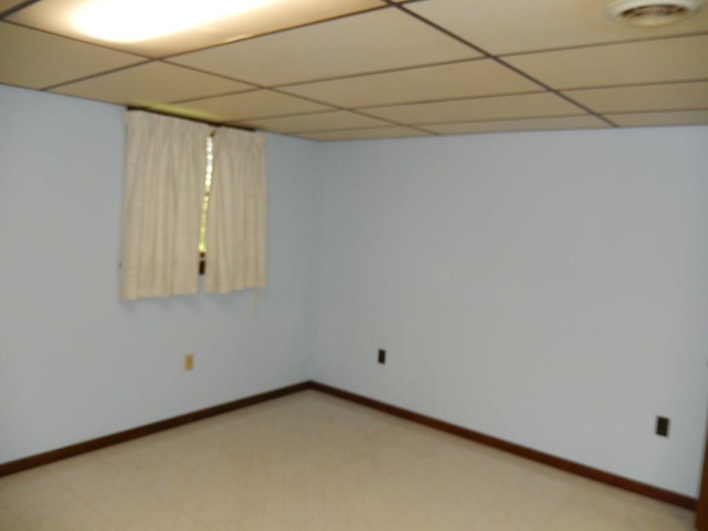 376 Glendale Road Beaver Falls, PA 15010 - Photo 15 of 21 Gallery Image 15