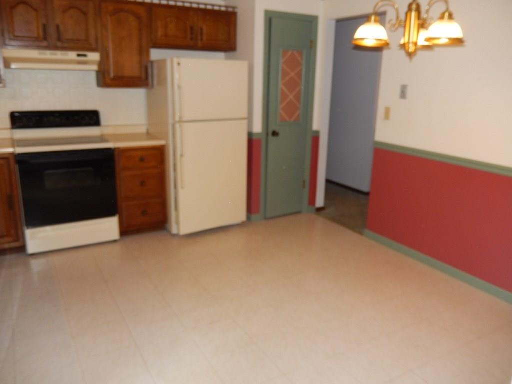376 Glendale Road Beaver Falls, PA 15010 - Photo 9 of 21 Gallery Image 9