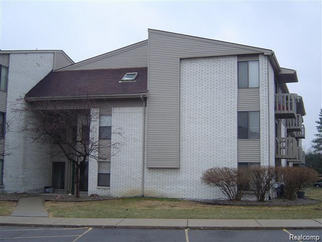 32013 West 12 Mile Road, Unit 313 Farmington Hills, MI 48334 - Photo 1 of 15