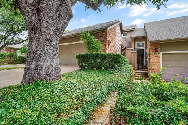 $2,800 | 8518 Coppertowne Lane, Dallas, TX 75243