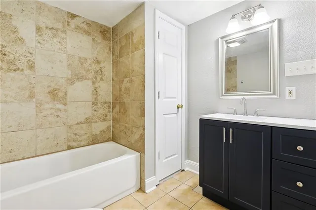 $1,395 | 1562 North Rocheblave Street, Unit 1/2, New Orleans, LA 70119