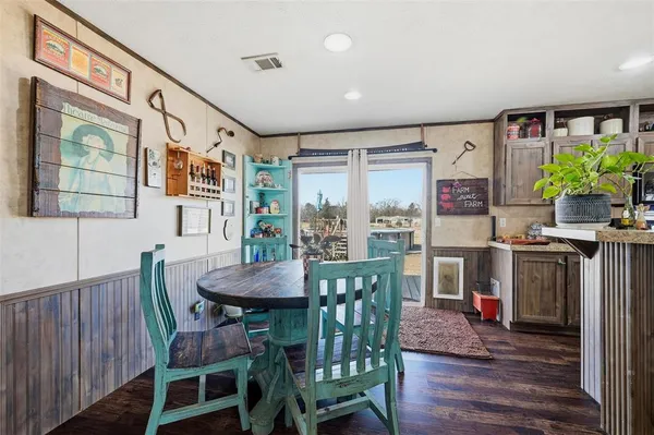 $585,000 | 1949 Greer Road, Sadler, TX 76264
