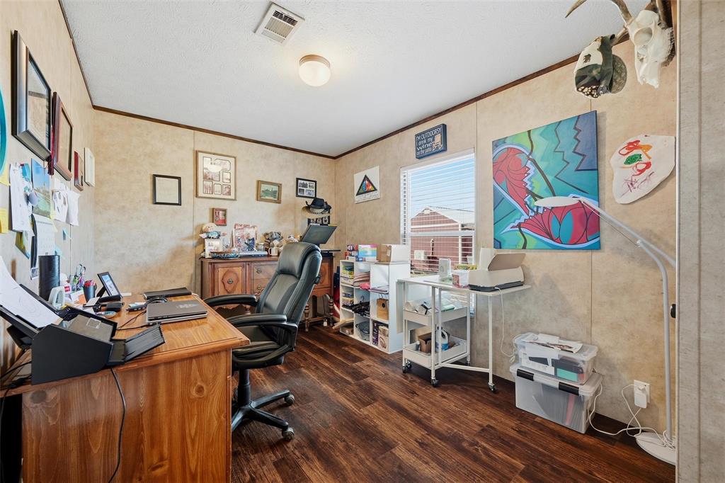 1949 Greer Road Sadler, TX 76264 - Photo 22 of 39 a view of a room with lounge chair