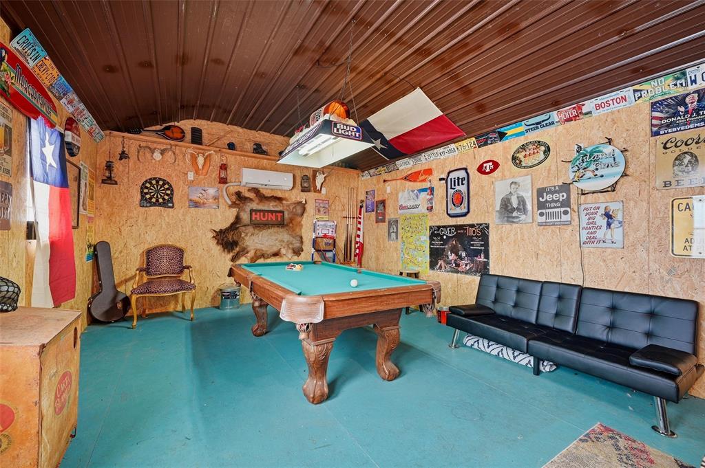 1949 Greer Road Sadler, TX 76264 - Photo 27 of 39 a room with musical instruments