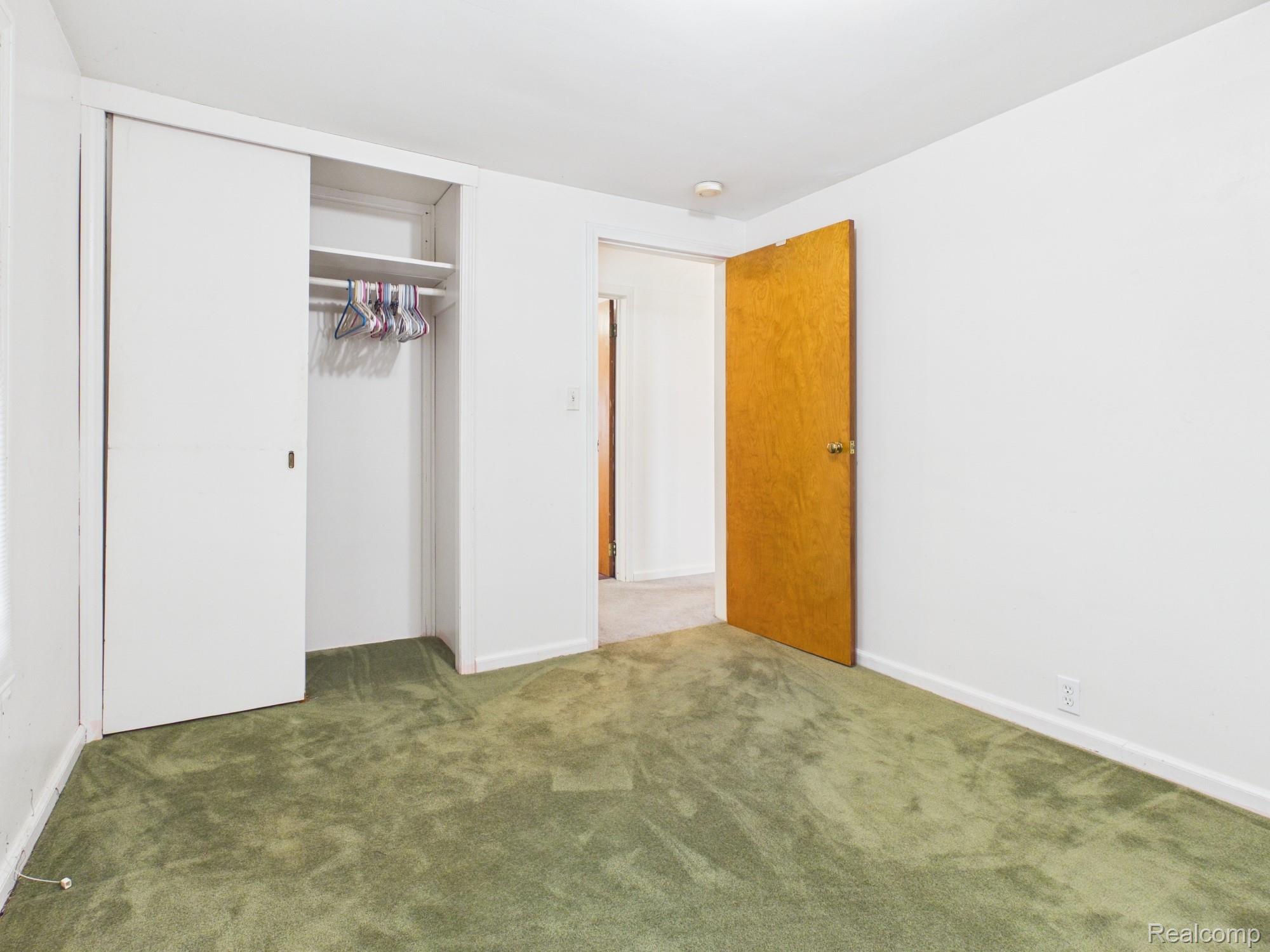 33 Davis Lake Road Lapeer, MI 48446 - Photo 14 of 45 CAM06342G6-PR0057-STILL015.jpg