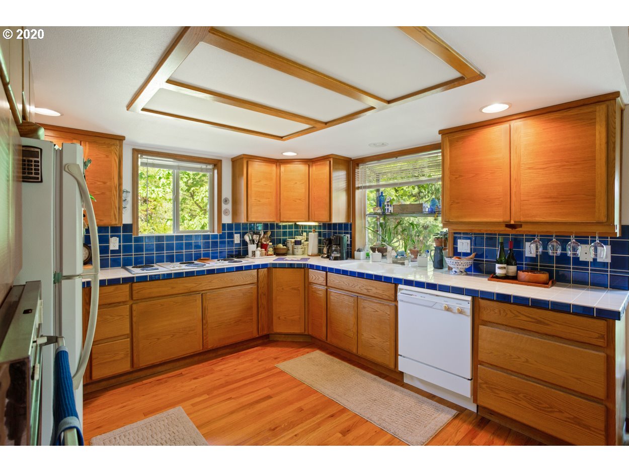 28282 Thomson Mill Road Sheridan, OR 97378 - Photo 18 of 27