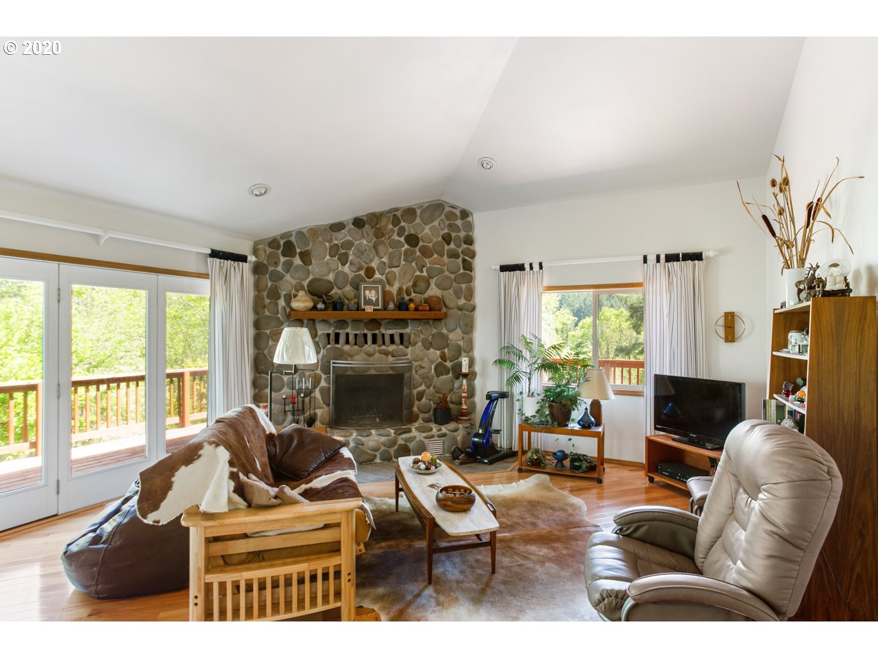 28282 Thomson Mill Road Sheridan, OR 97378 - Photo 19 of 27