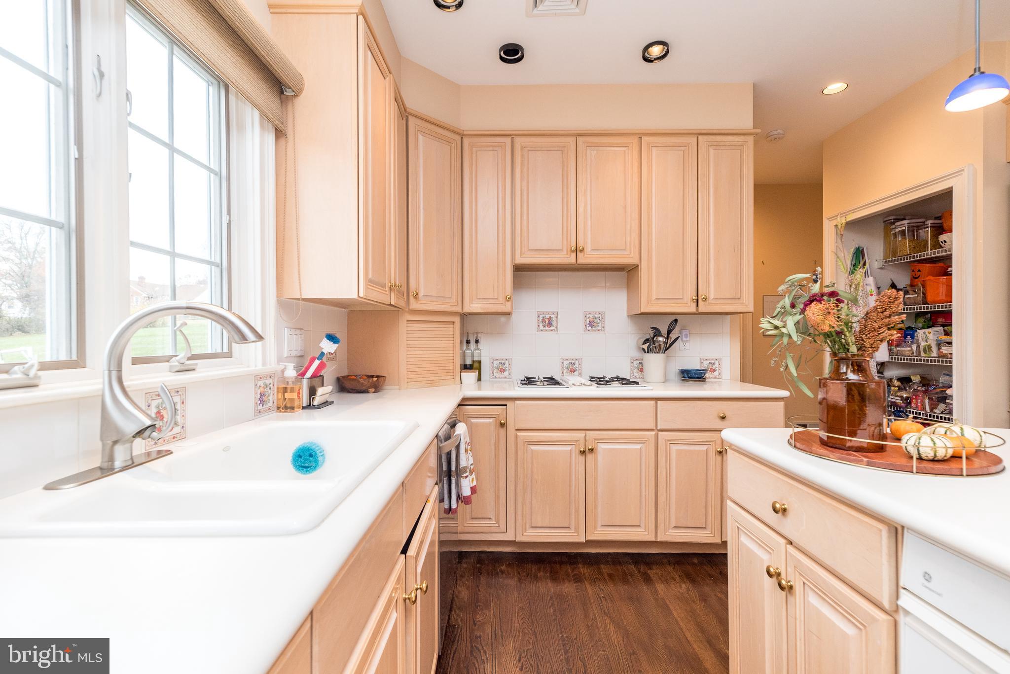 926 Manor Avenue Jenkintown, PA 19046 - Photo 16 of 41