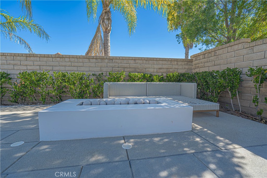 28235 Springvale Lane Castaic, CA 91384 - Photo 35 of 54