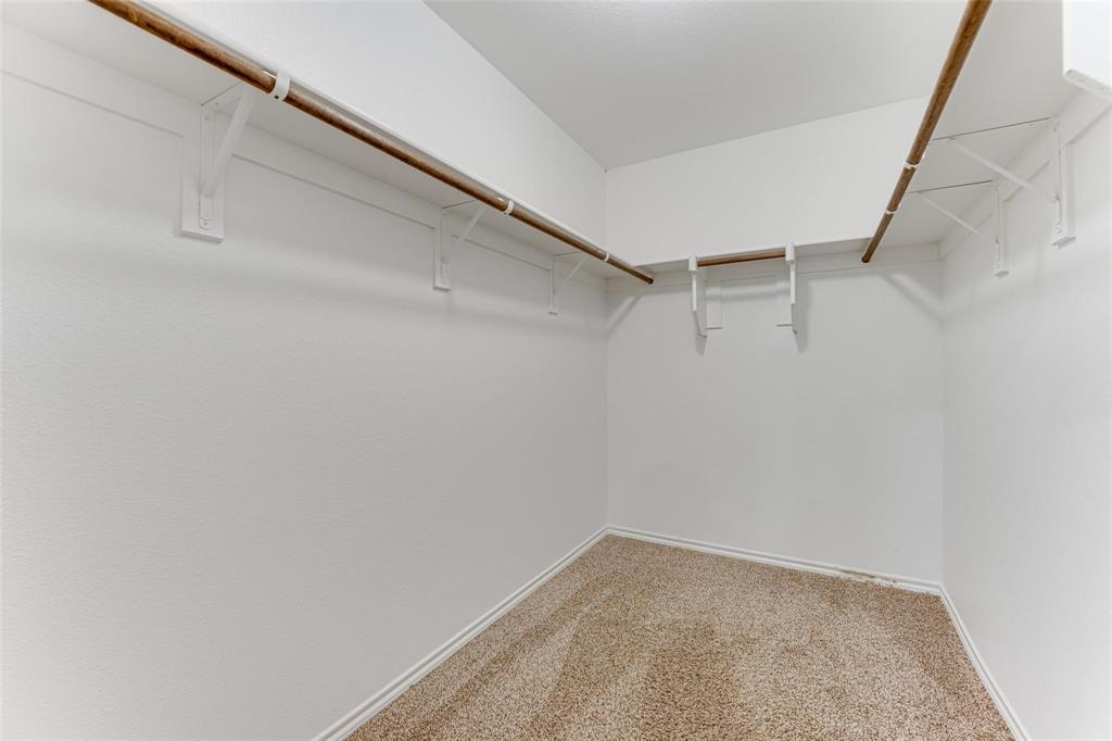 517 Milo Way Royse City, TX 75189 - Photo 5 of 34 Walk in closet