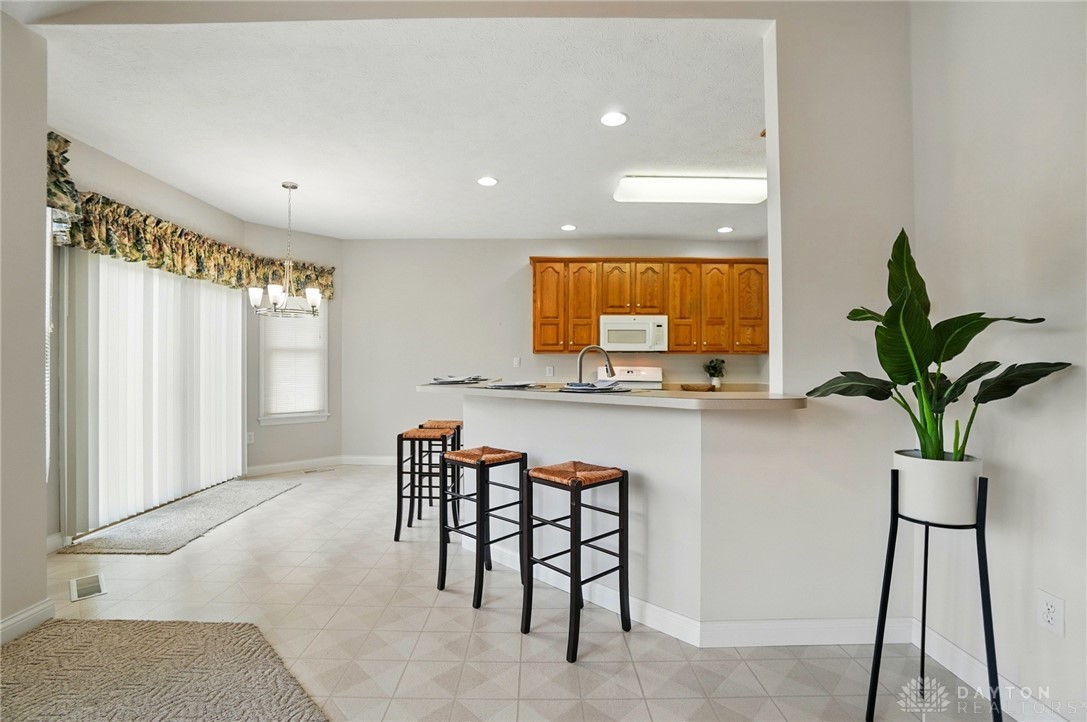 3862 Robinson Vail Road Franklin, OH 45005 - Photo 10 of 65 Gallery Image 10