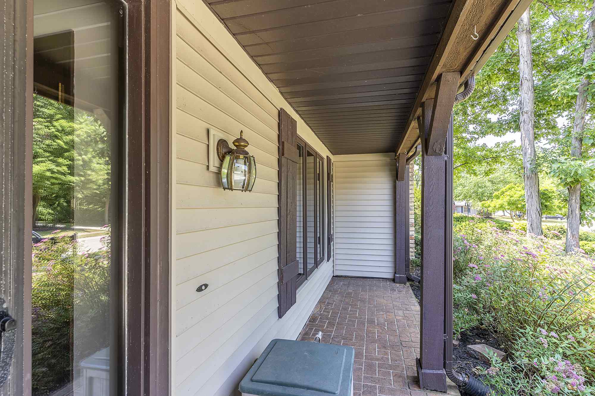5834 Oak Fall Road Fort Wayne, IN 46845 - Photo 2 of 35