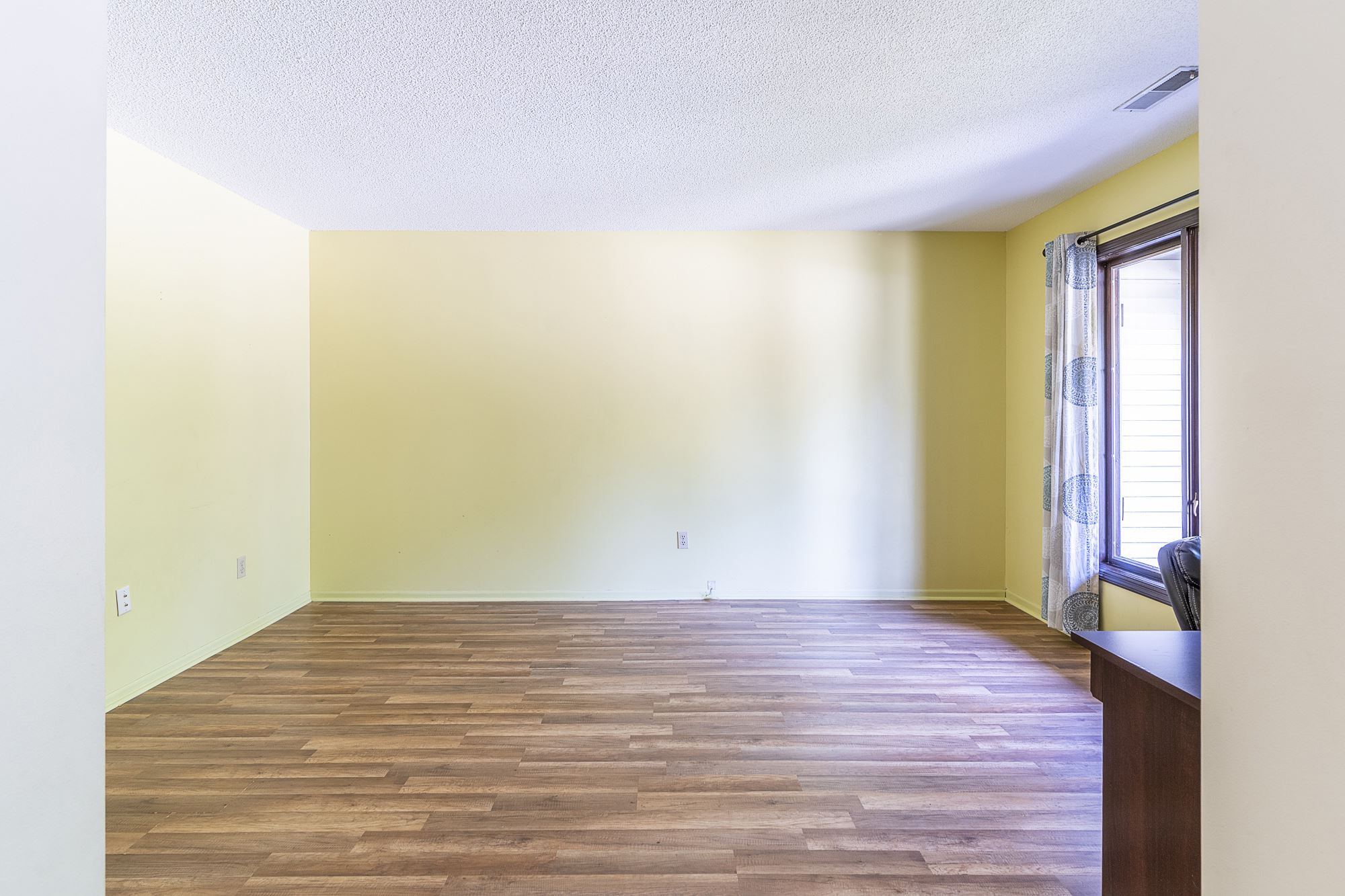 5834 Oak Fall Road Fort Wayne, IN 46845 - Photo 5 of 35