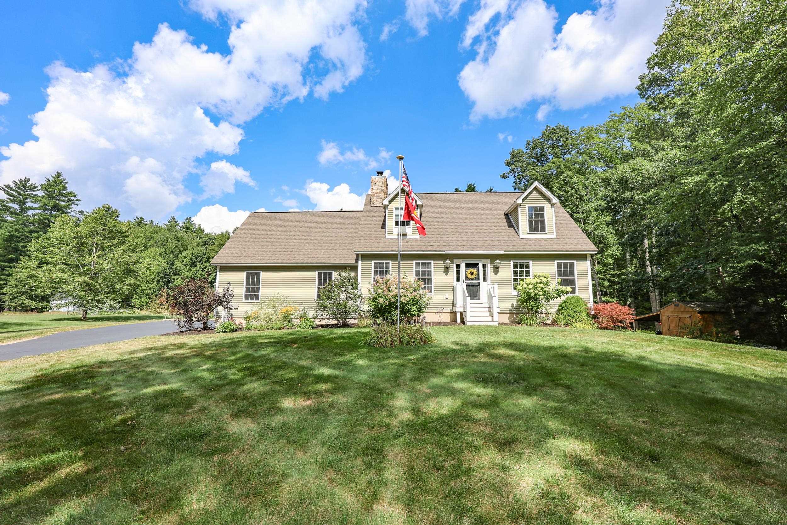 117 France Road Barrington, NH 03825 - Photo 2 of 59