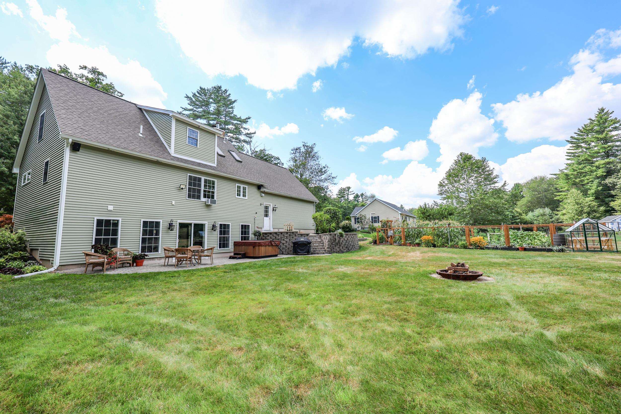 117 France Road Barrington, NH 03825 - Photo 4 of 59