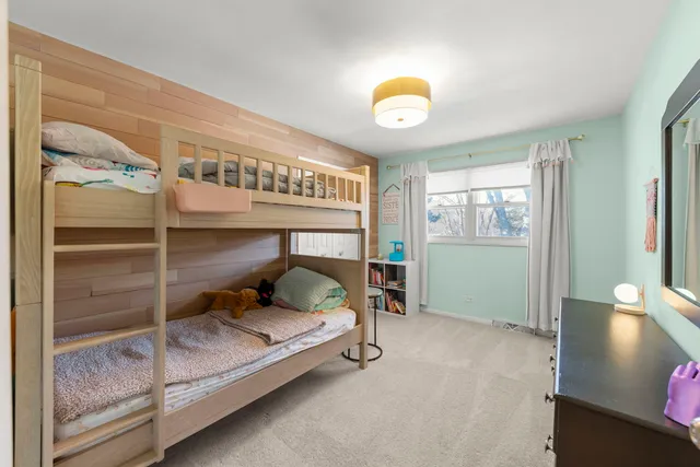 $439,900 | 1315 Underwood Terrace, Wheaton, IL 60189