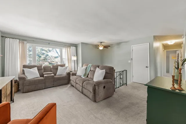 $439,900 | 1315 Underwood Terrace, Wheaton, IL 60189