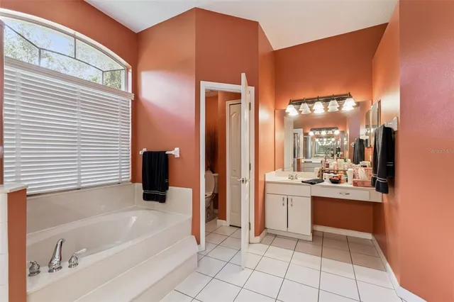 $569,000 | 523 Saddlewood Lane, Winter Springs, FL 32708