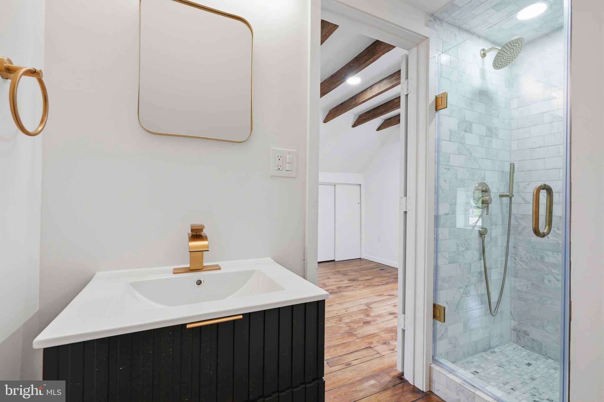 124 Cedar Road Riegelsville, PA 18077 - Photo 38 of 50 Elegant bathroom with modern finishes.