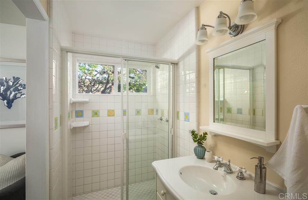 1909 Freda Lane Cardiff, CA 92007 - Photo 12 of 17