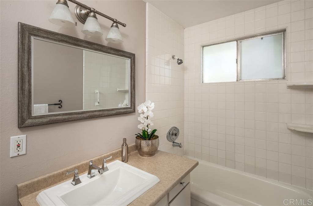 1909 Freda Lane Cardiff, CA 92007 - Photo 9 of 17