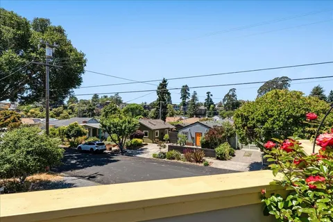 $1,549,000 | 522 Oak Drive, Capitola, CA 95010