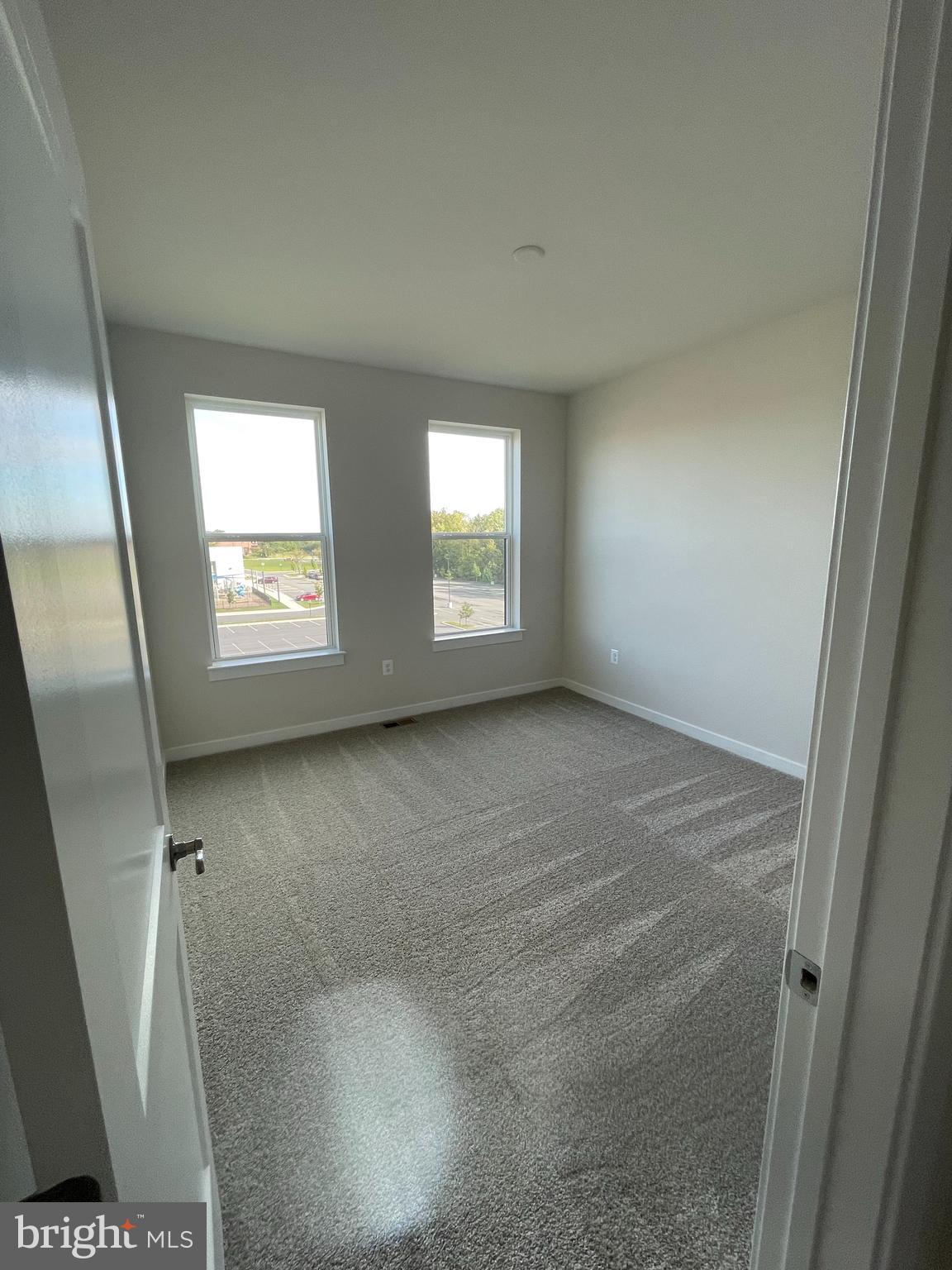44526 Wolfhound Square Ashburn, VA 20147 - Photo 20 of 49 Bedroom 2