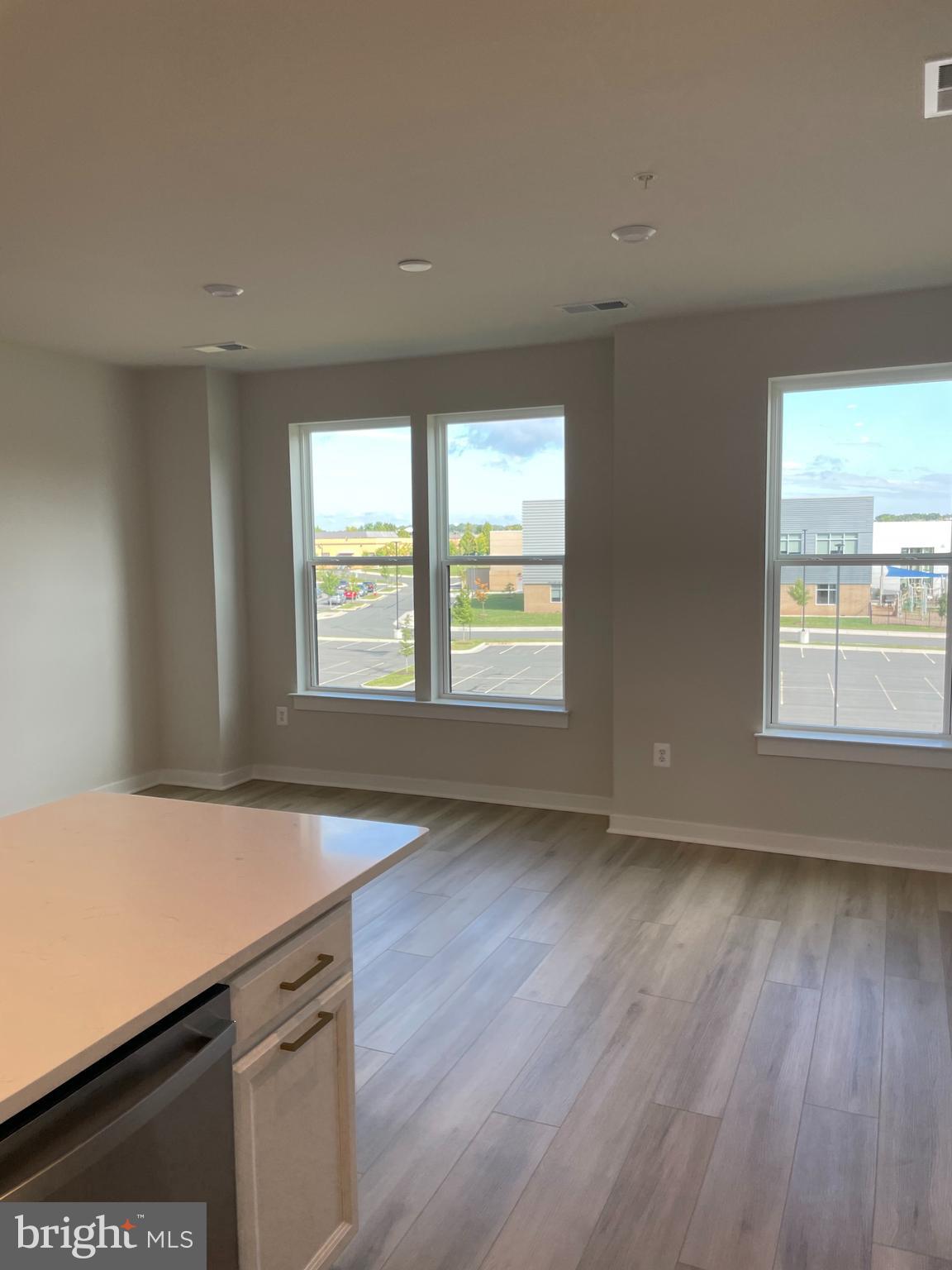 44526 Wolfhound Square Ashburn, VA 20147 - Photo 5 of 49